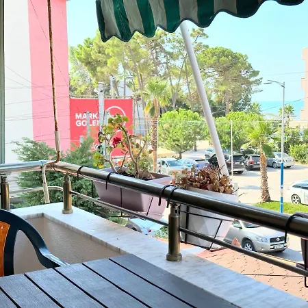 Apartment Orange By The Sea
